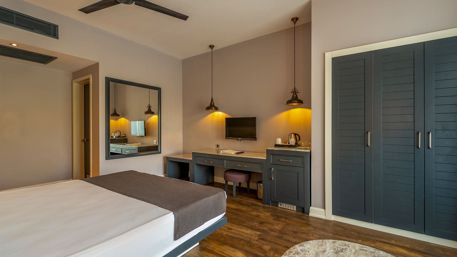 rooms-family-room
