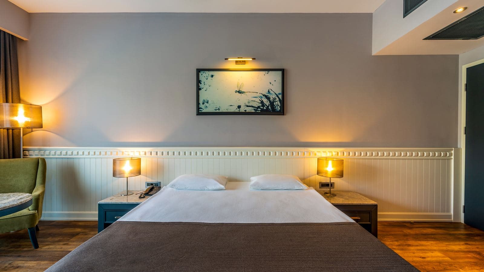rooms-family-room
