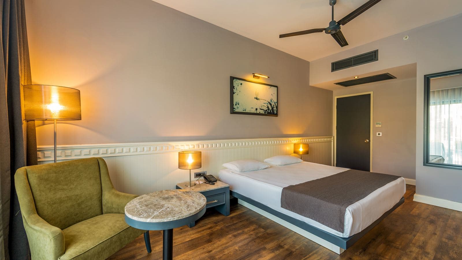 rooms-family-room