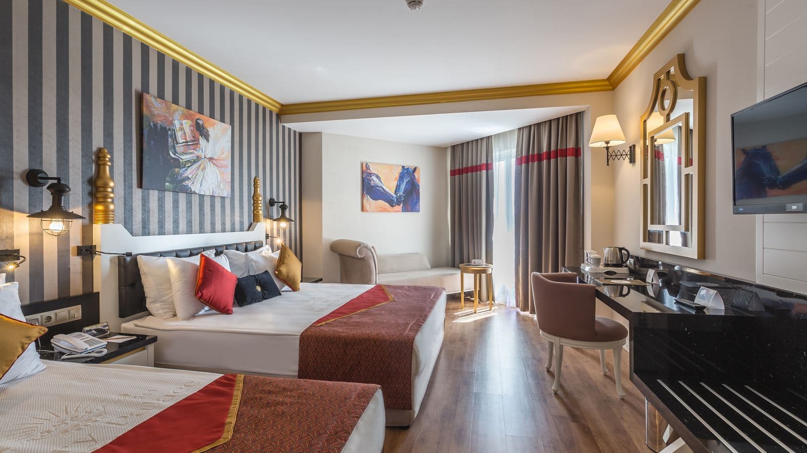 rooms-standart-poolview-room