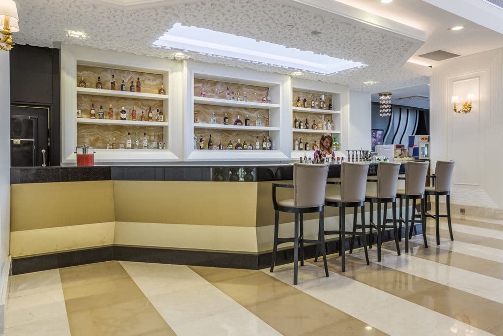 bars-lobby-bar