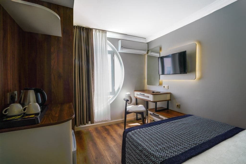rooms-economy-room