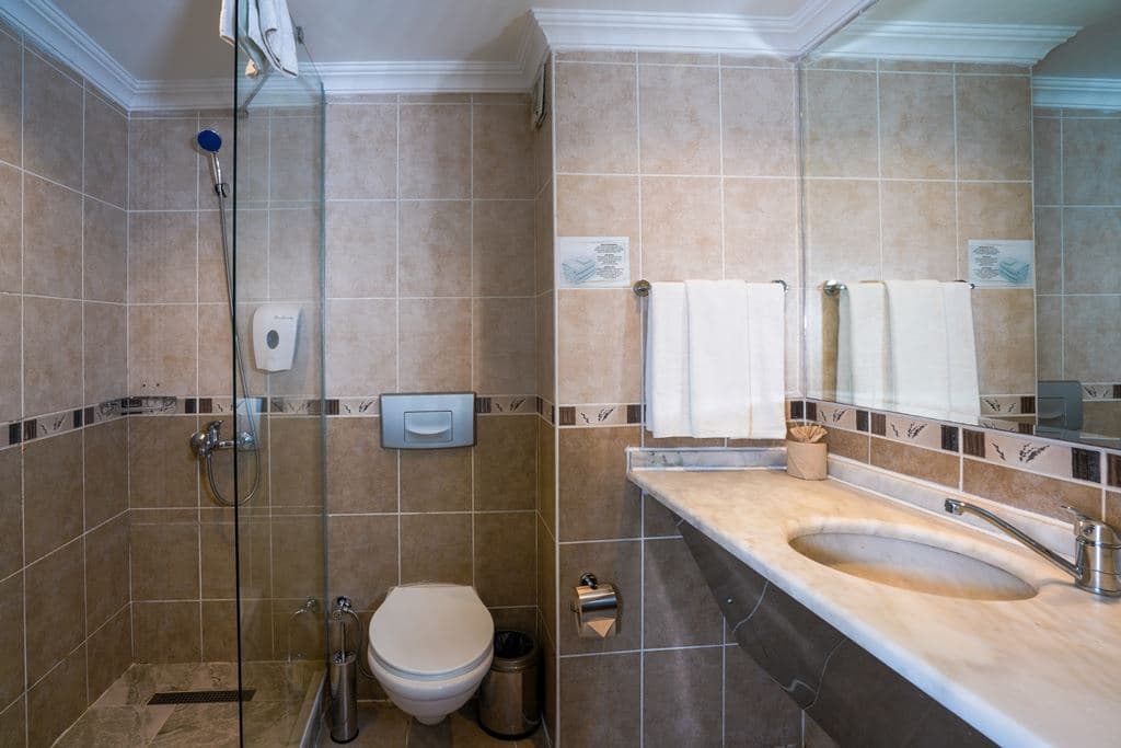 rooms-standard-room