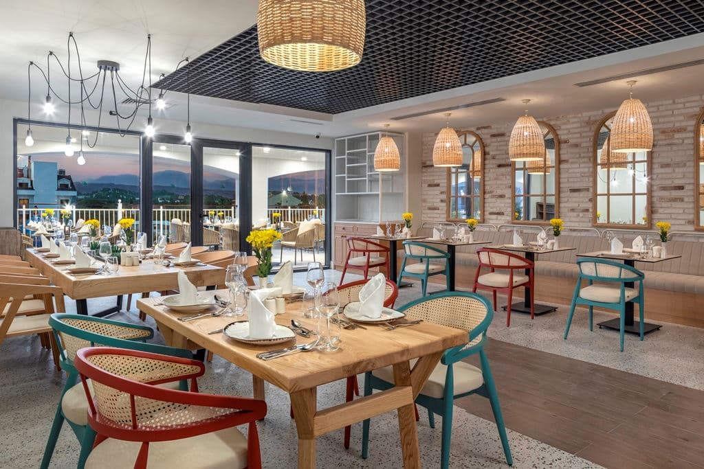 restaurants-turquoise-retaurant