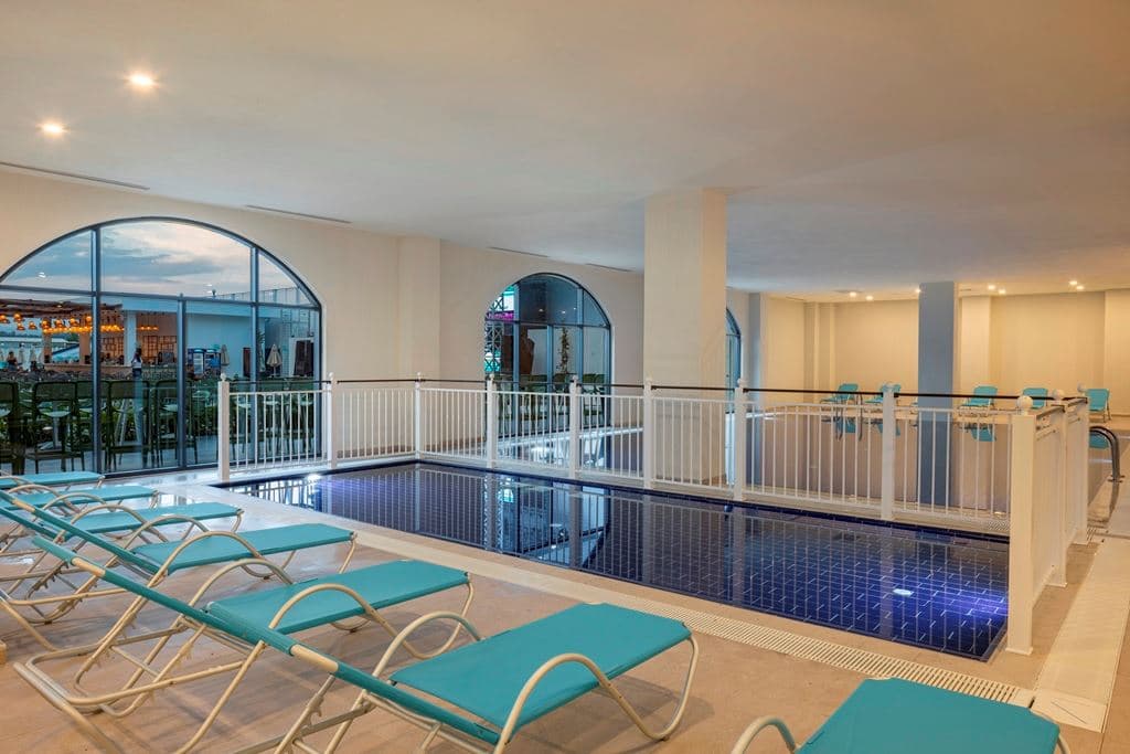 pools-indoor-pool