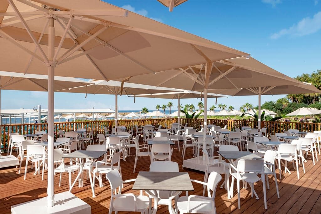 restaurants-sunset-lounge