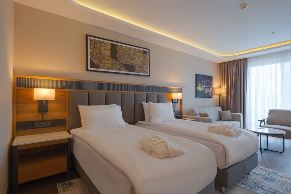 rooms-deluxe-land-view-room