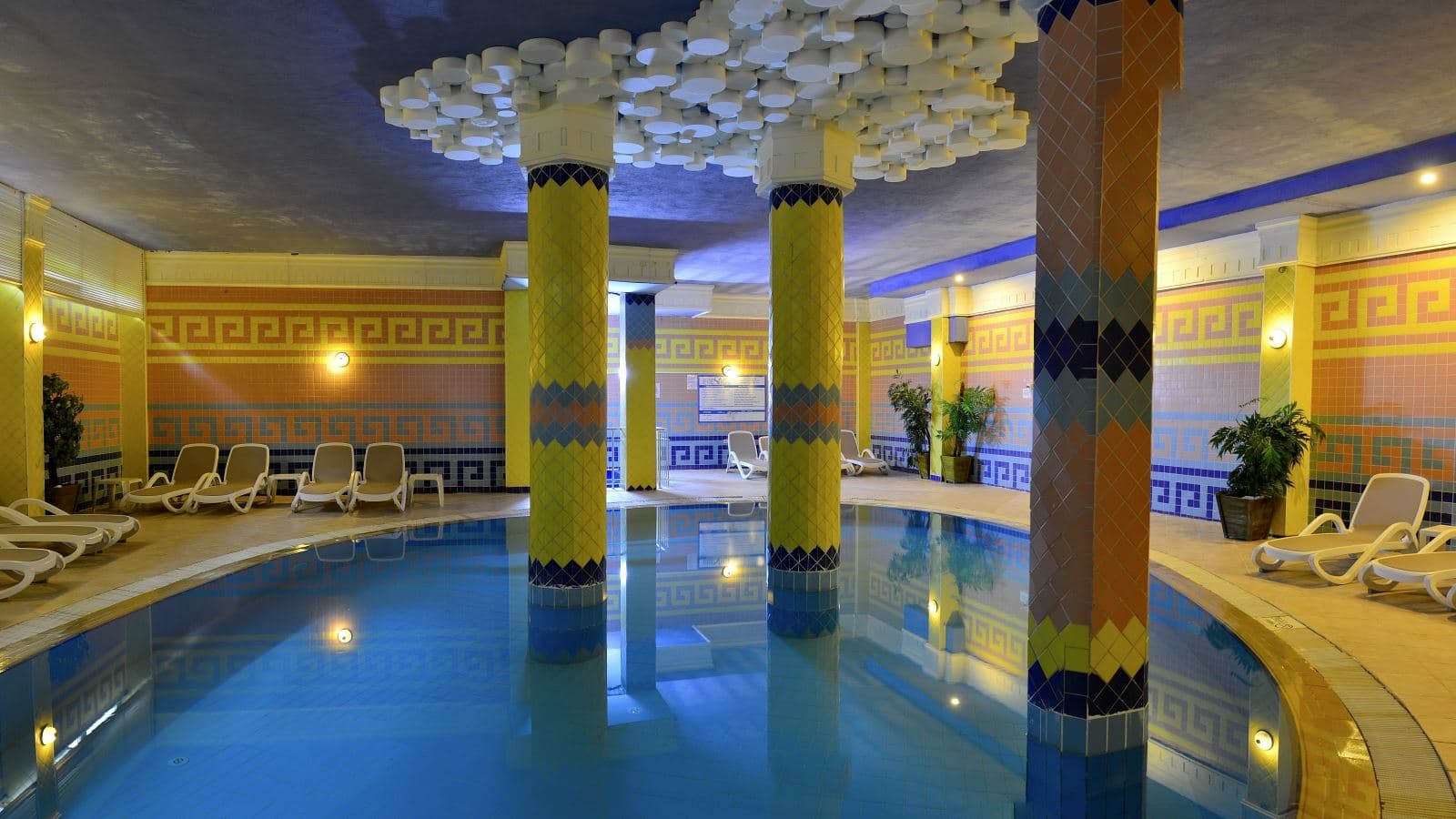 pools-indoor-pool