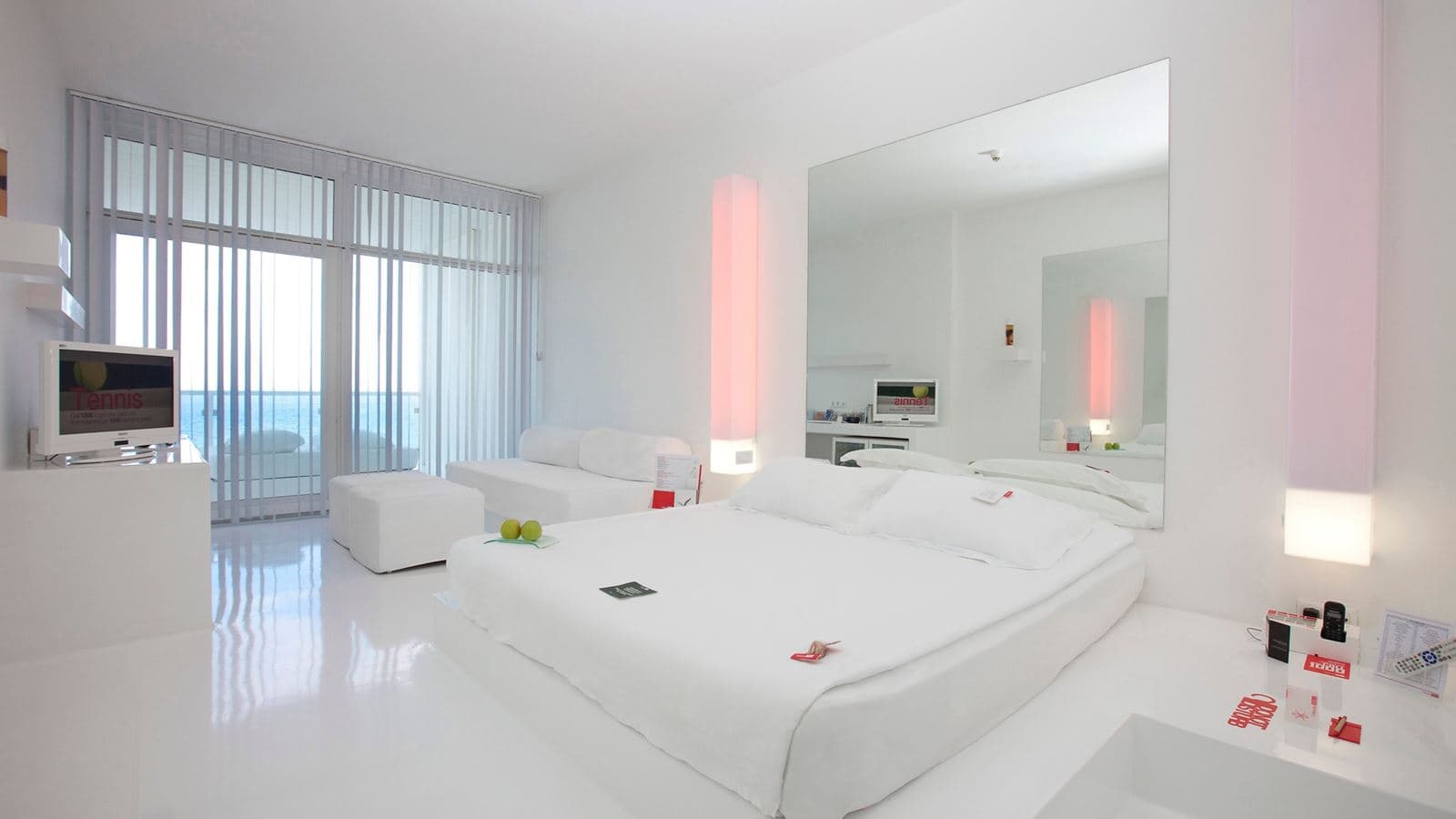 rooms-deluxe-land-view