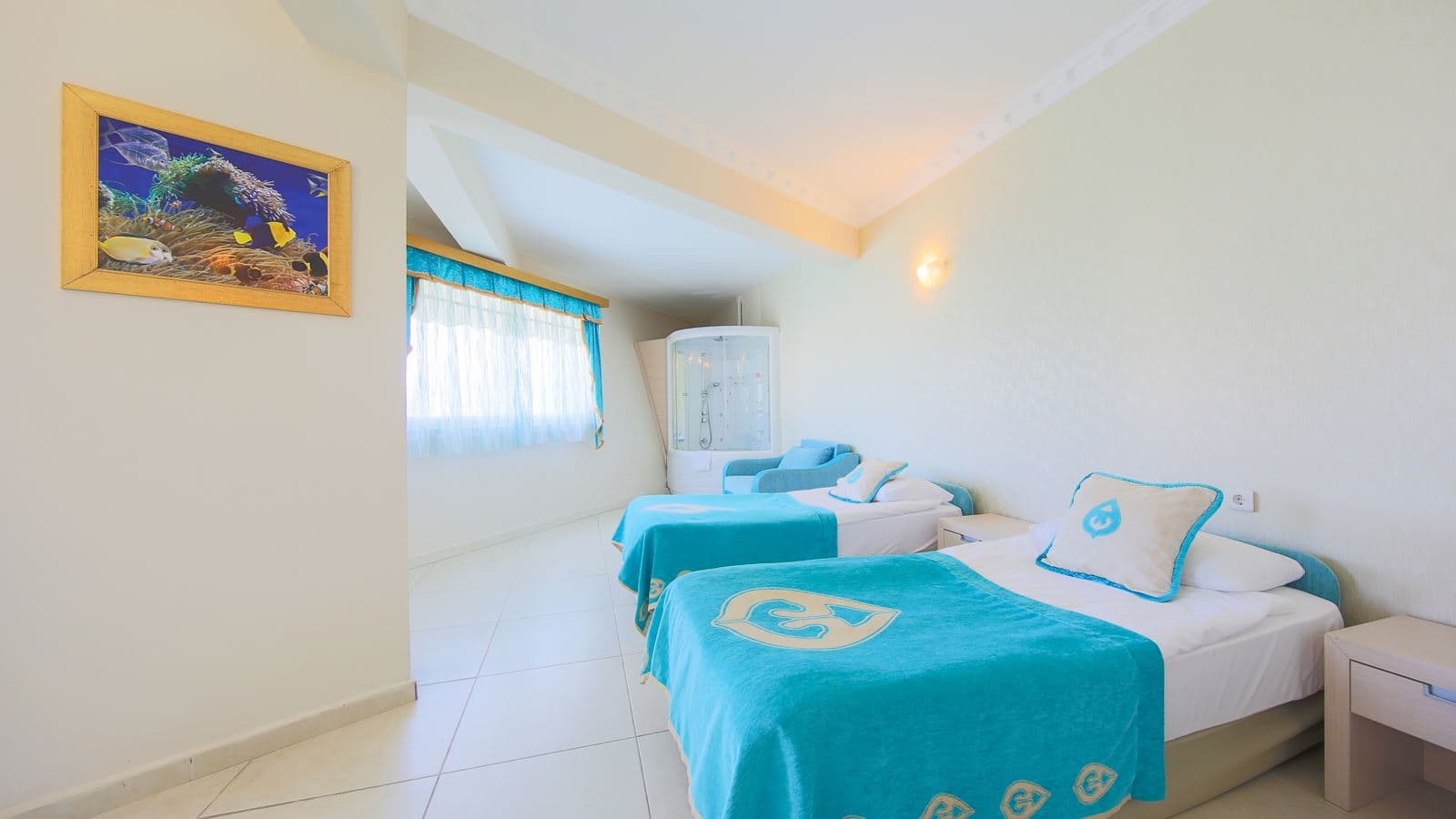 rooms-family-room