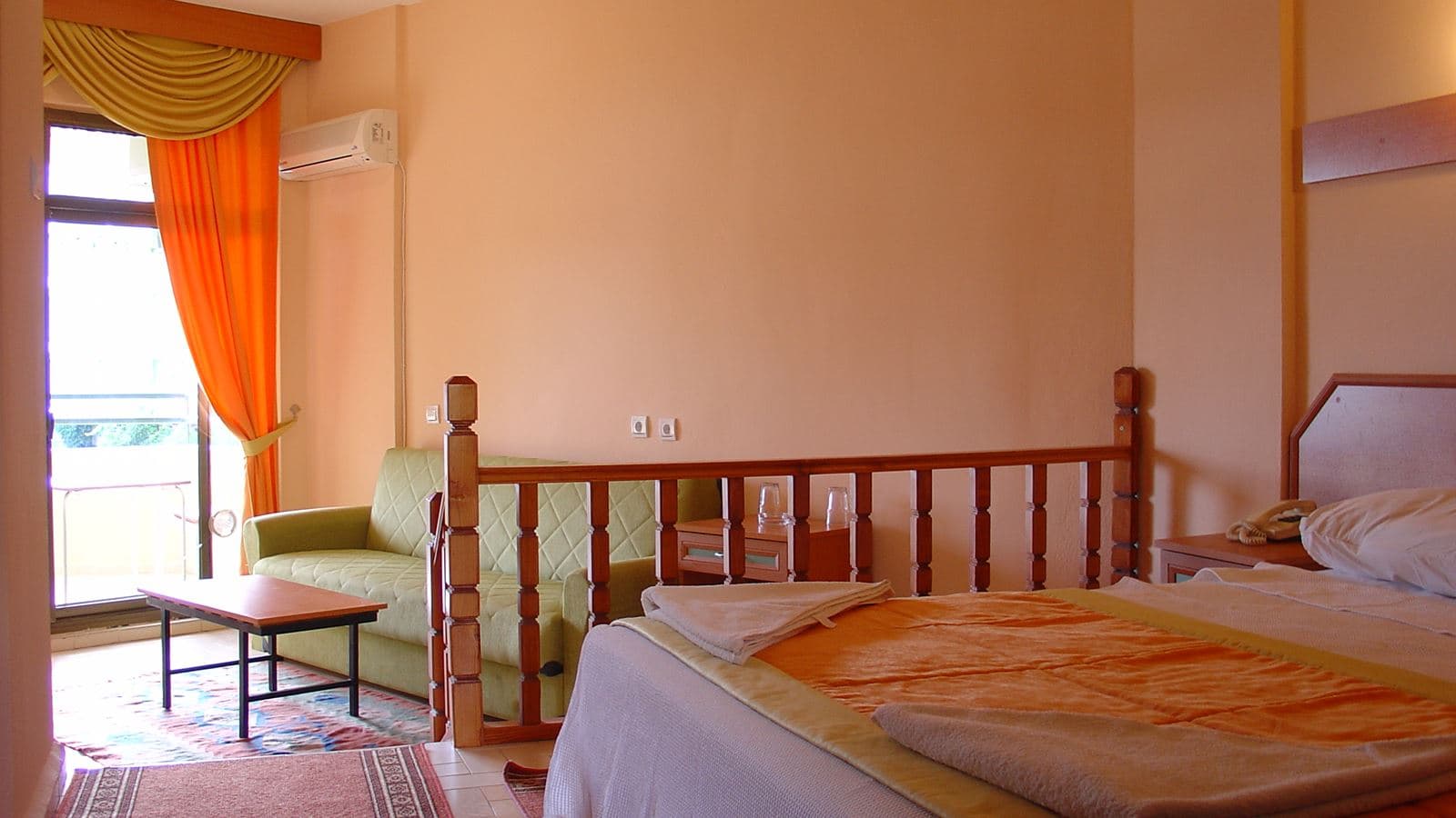 rooms-standard-room