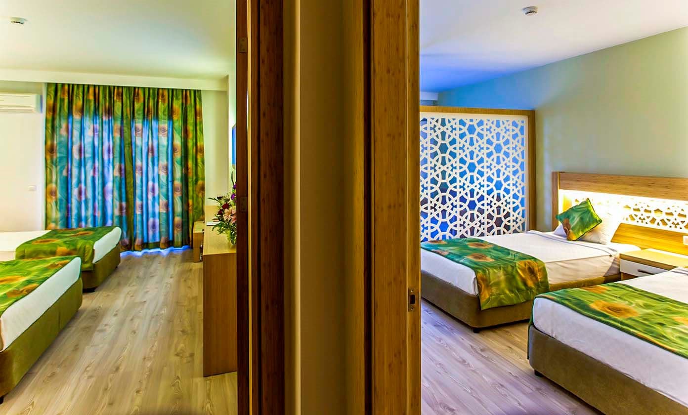 rooms-family-room-a