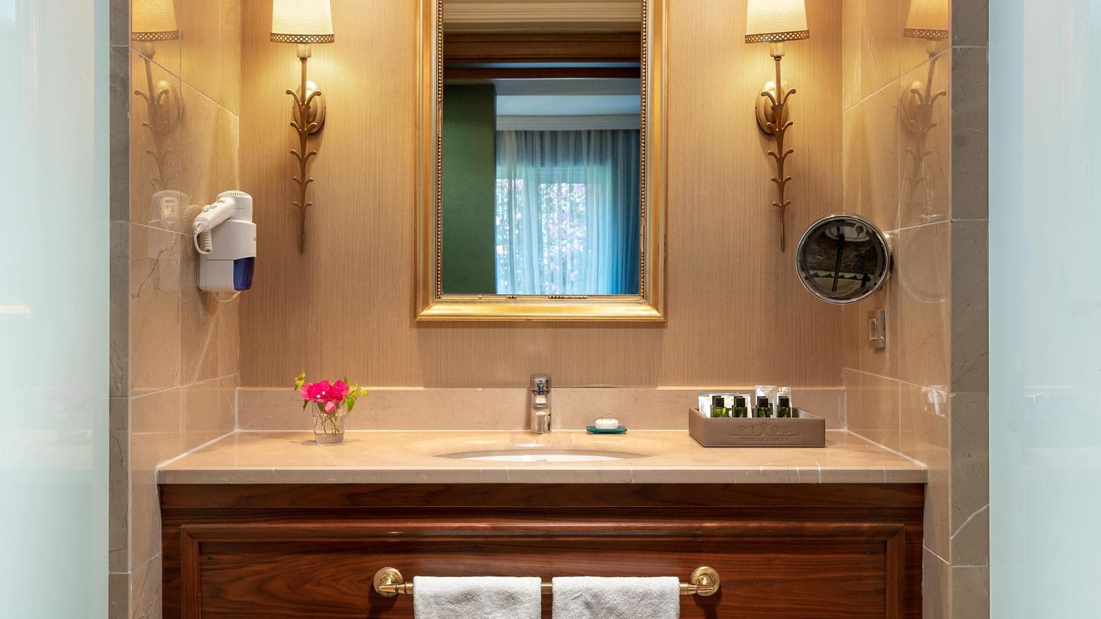 rooms-suite