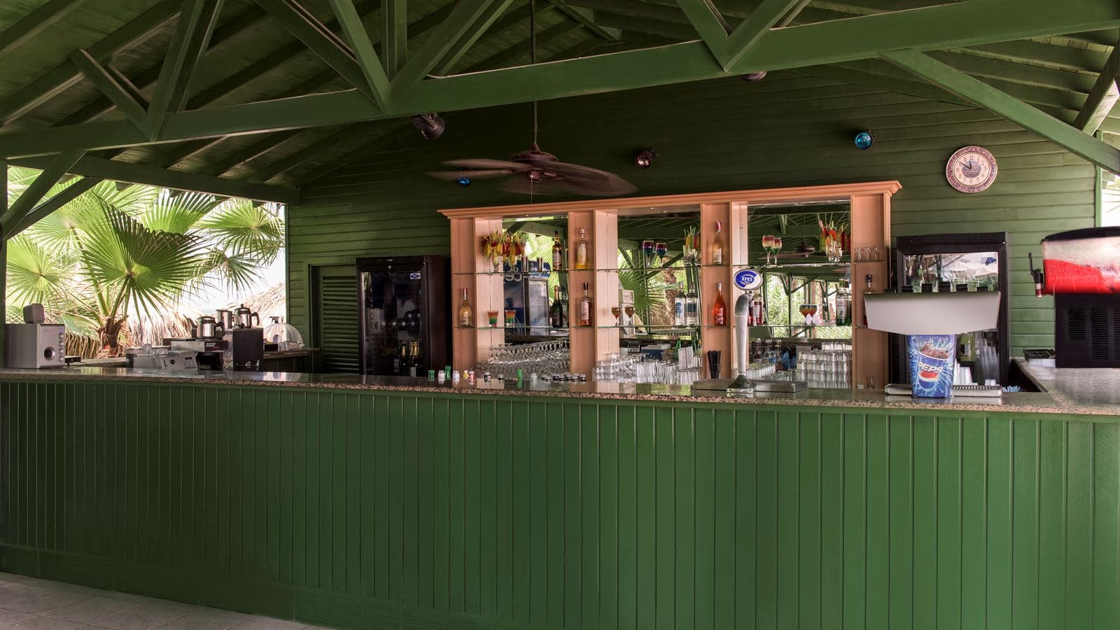 bars-island-bar