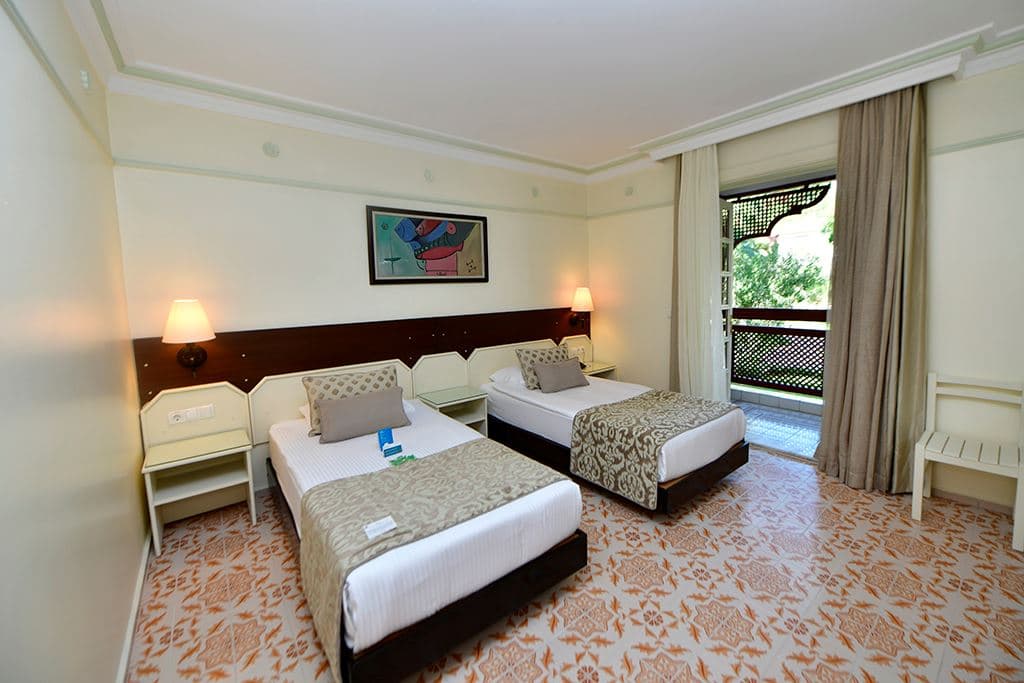 rooms-standard-room
