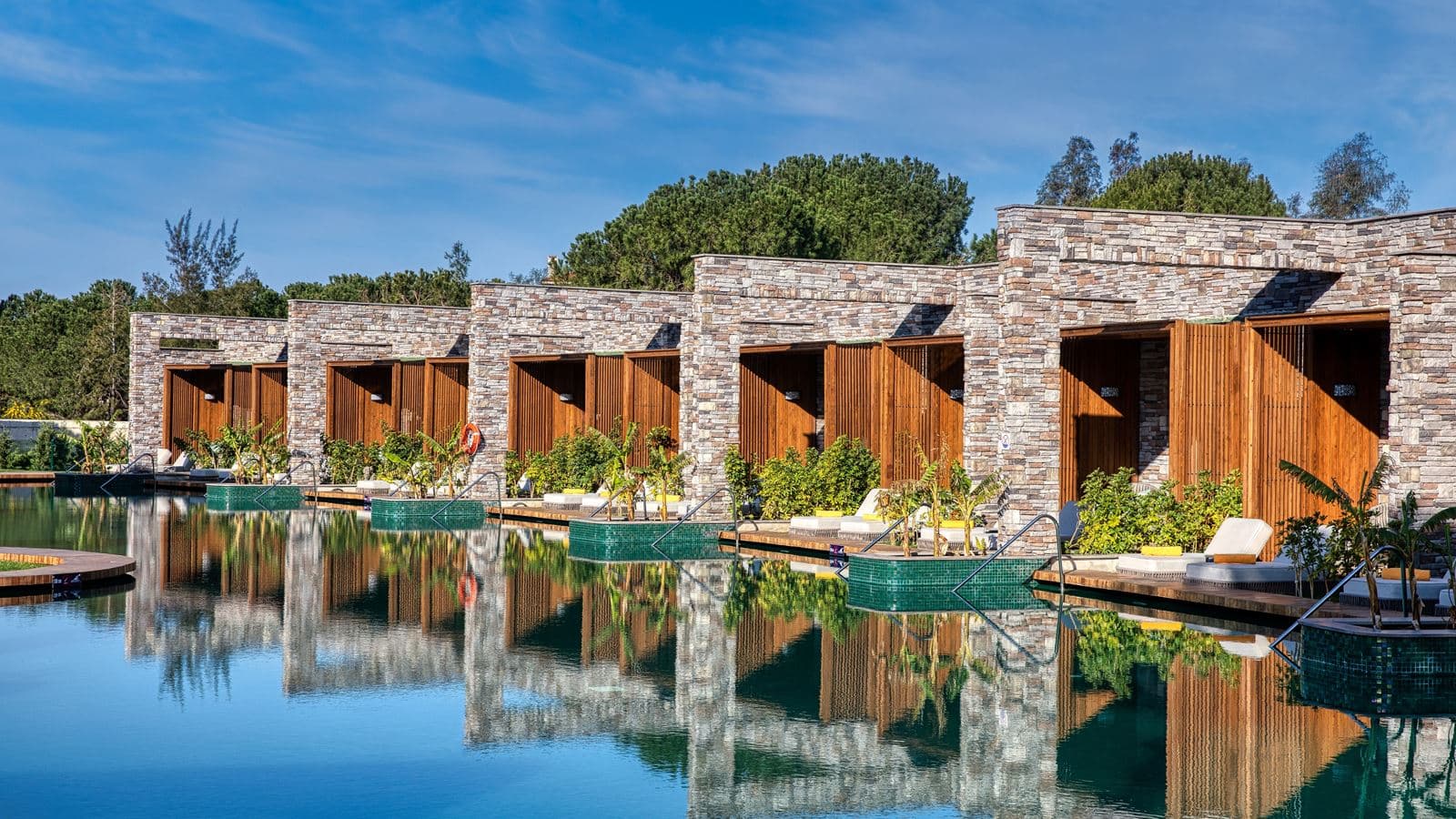 rooms-luxury-lagoon-suite