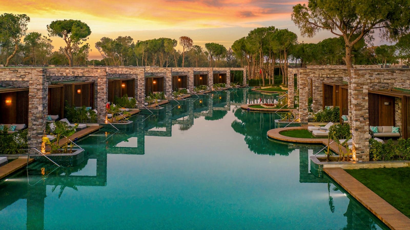 rooms-luxury-lagoon-suite