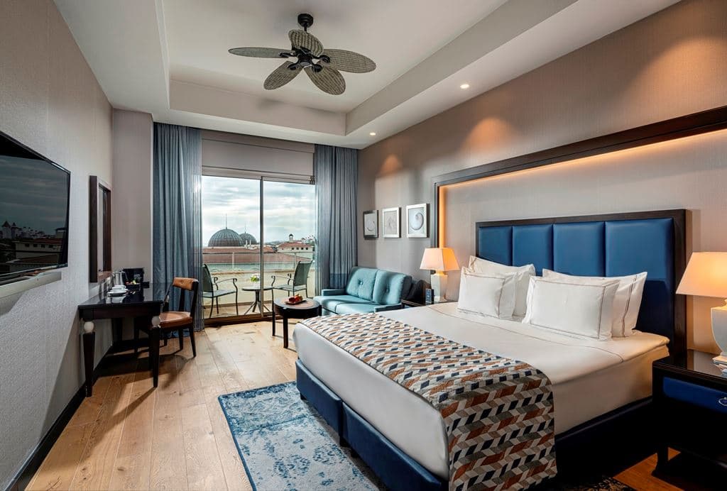 rooms-superior-room