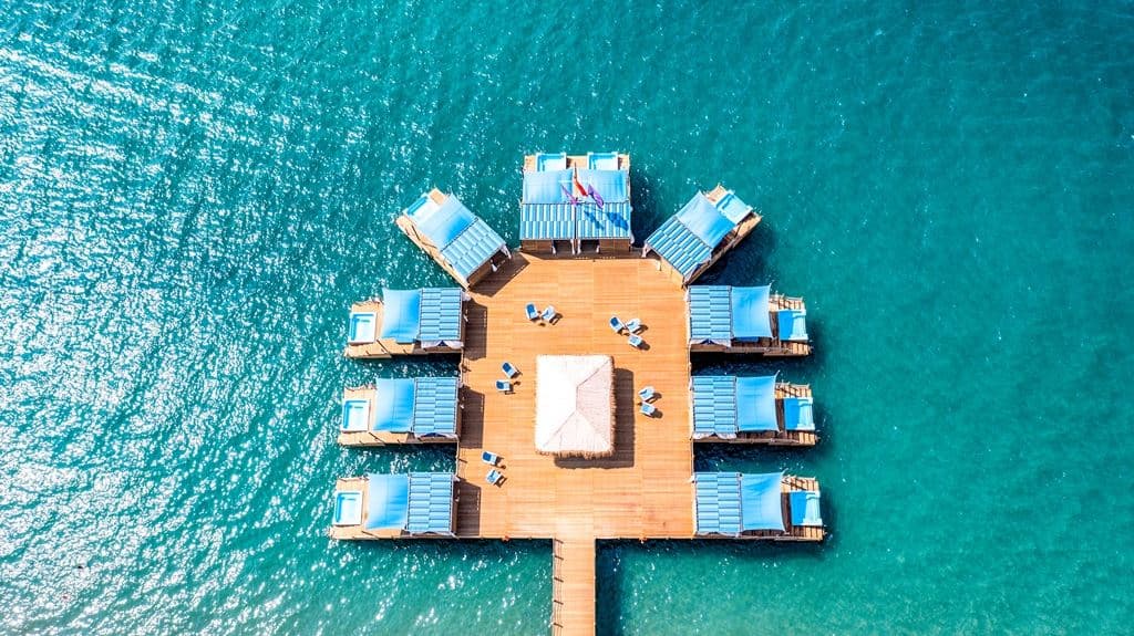 bars-palazzo-mansions-pier-bar