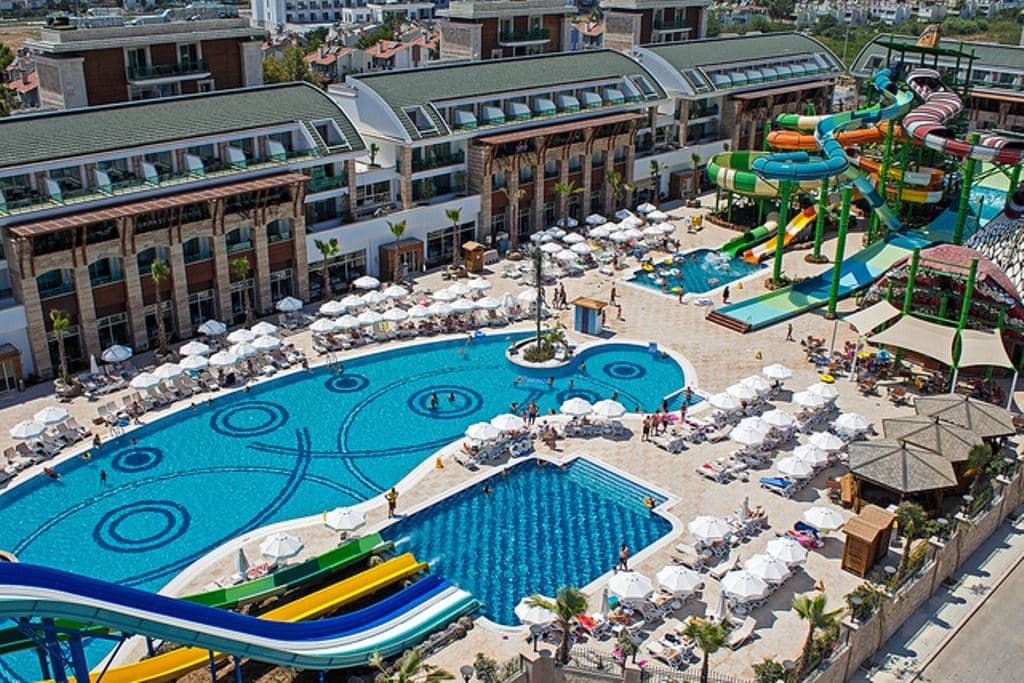 water-park-water-park
