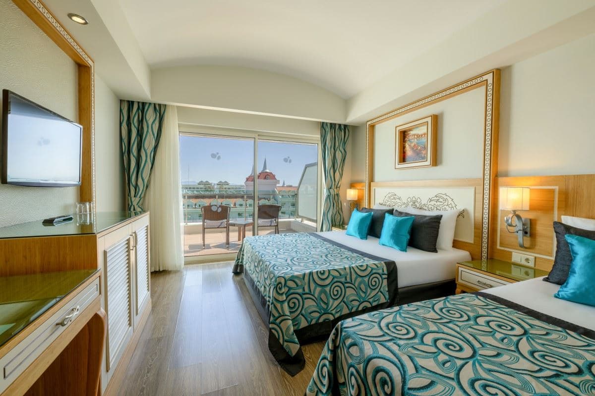 rooms-terrace-room