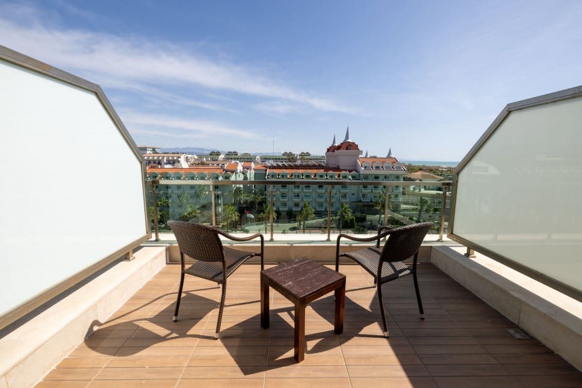 rooms-terrace-room