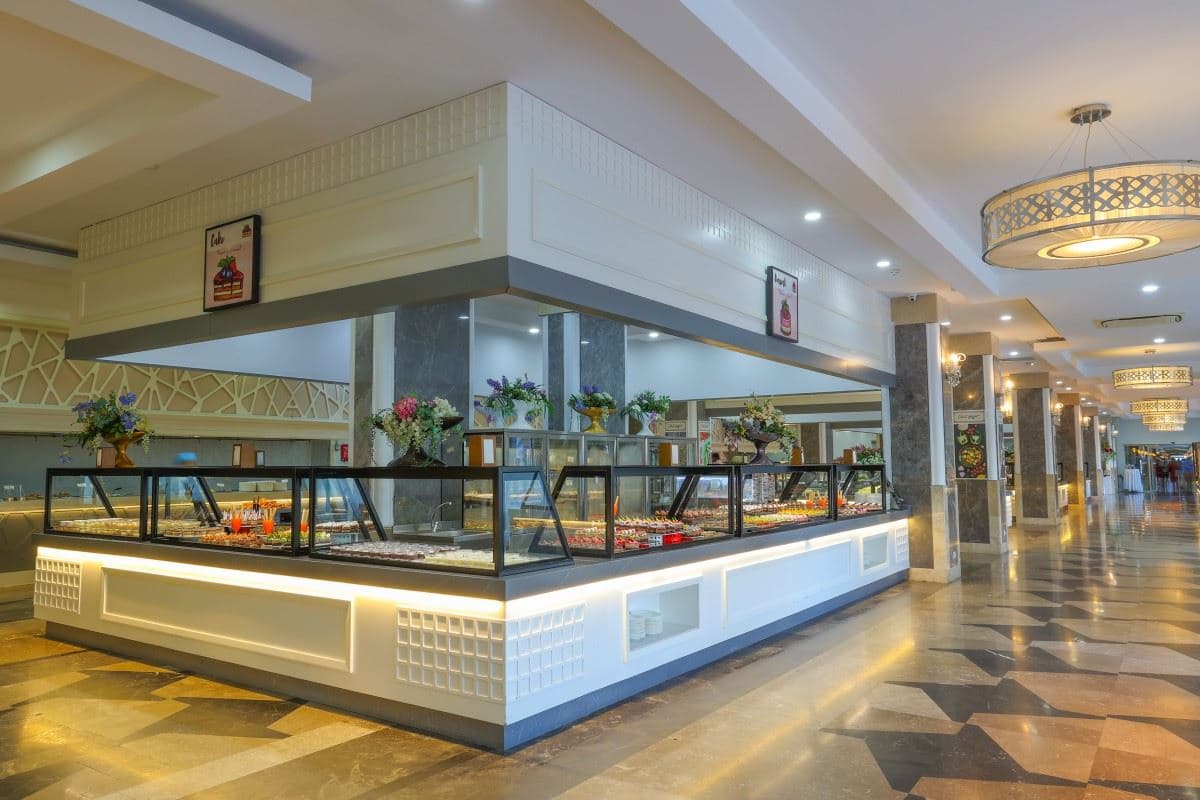 restaurants-crystal-restaurant