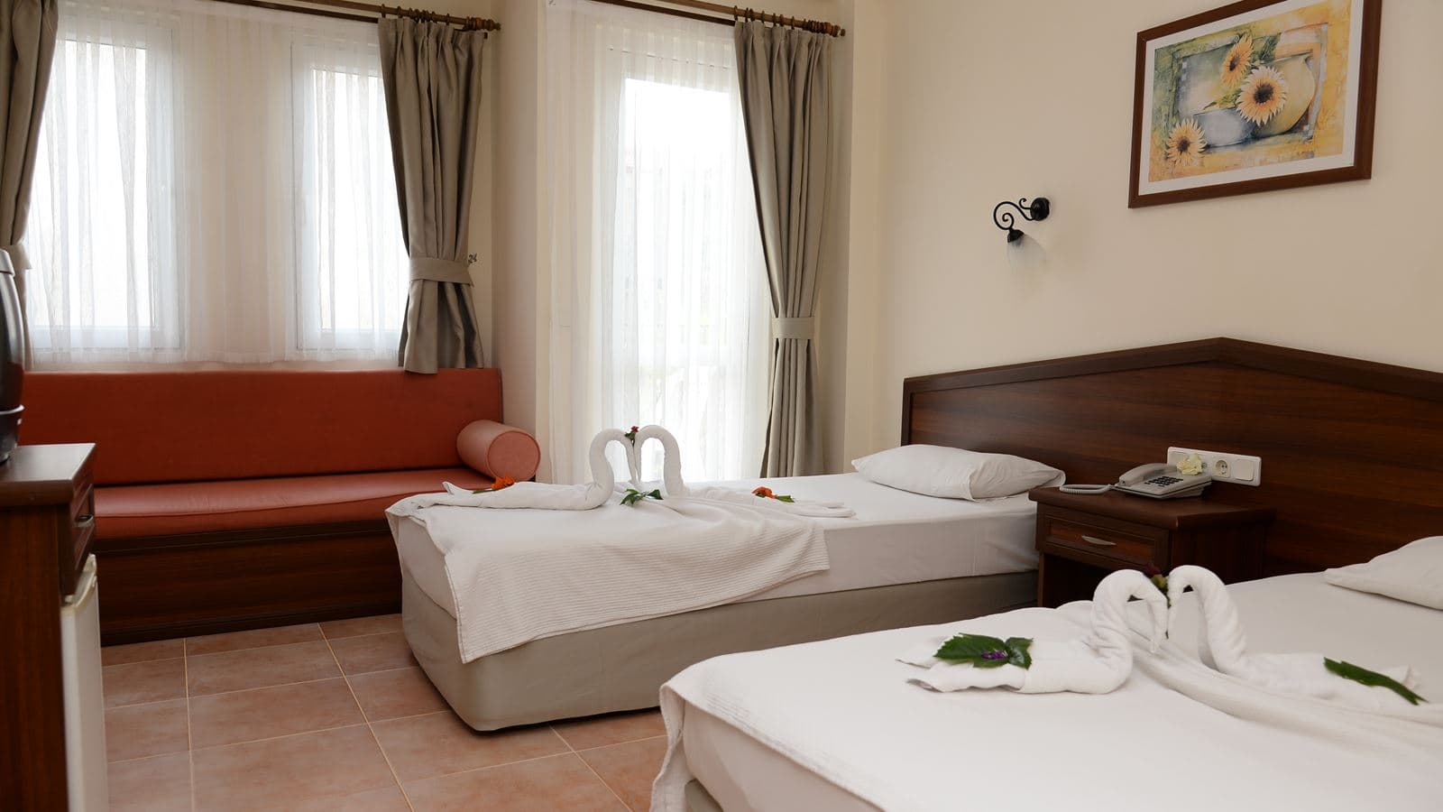 rooms-standard-room-with-balcony