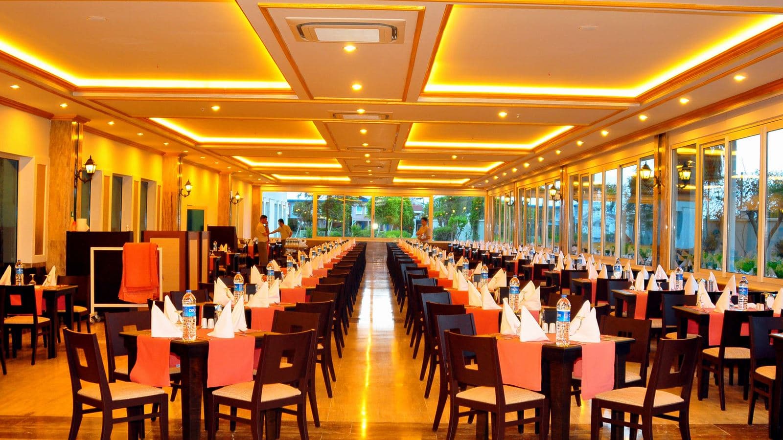restaurants-admiral-restaurant
