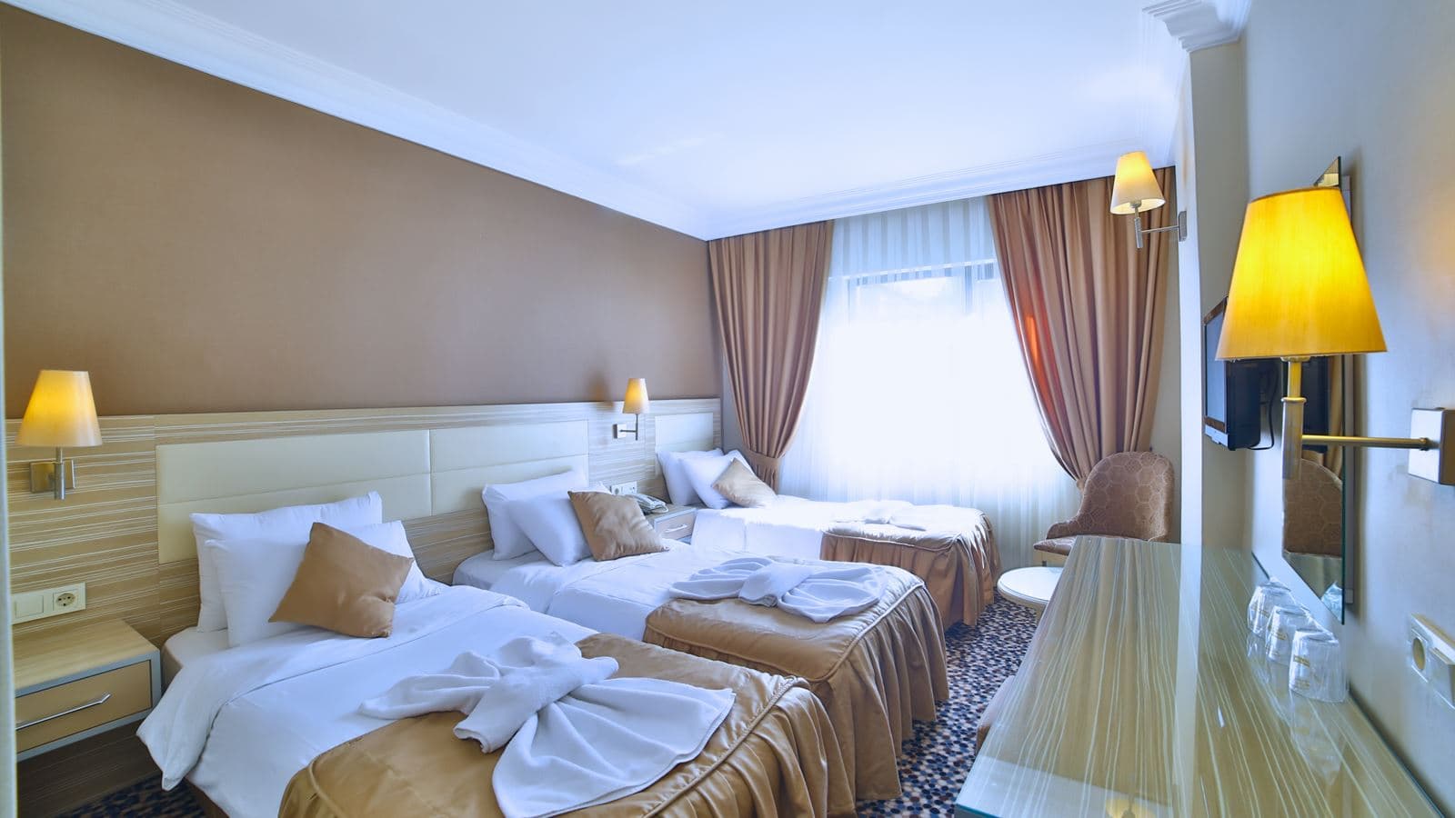 rooms-standard-room