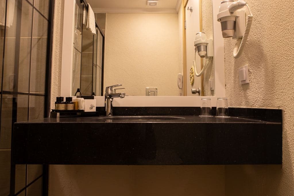 rooms-economy-room