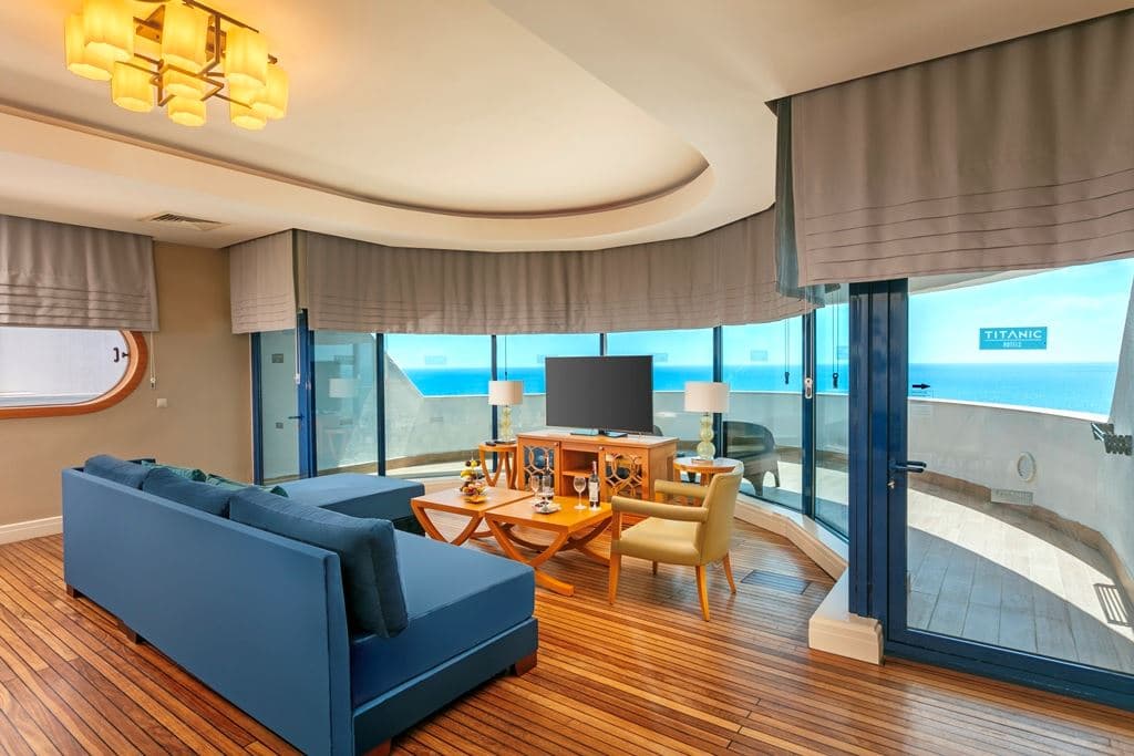 rooms-admiral-suite