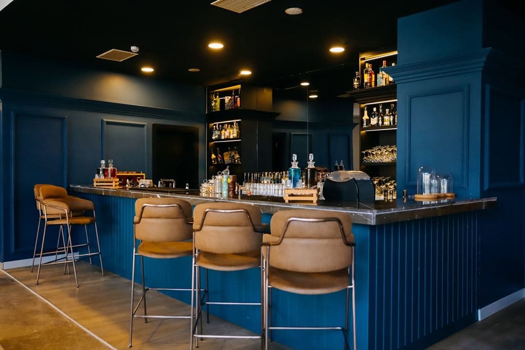 restaurants-restaurants