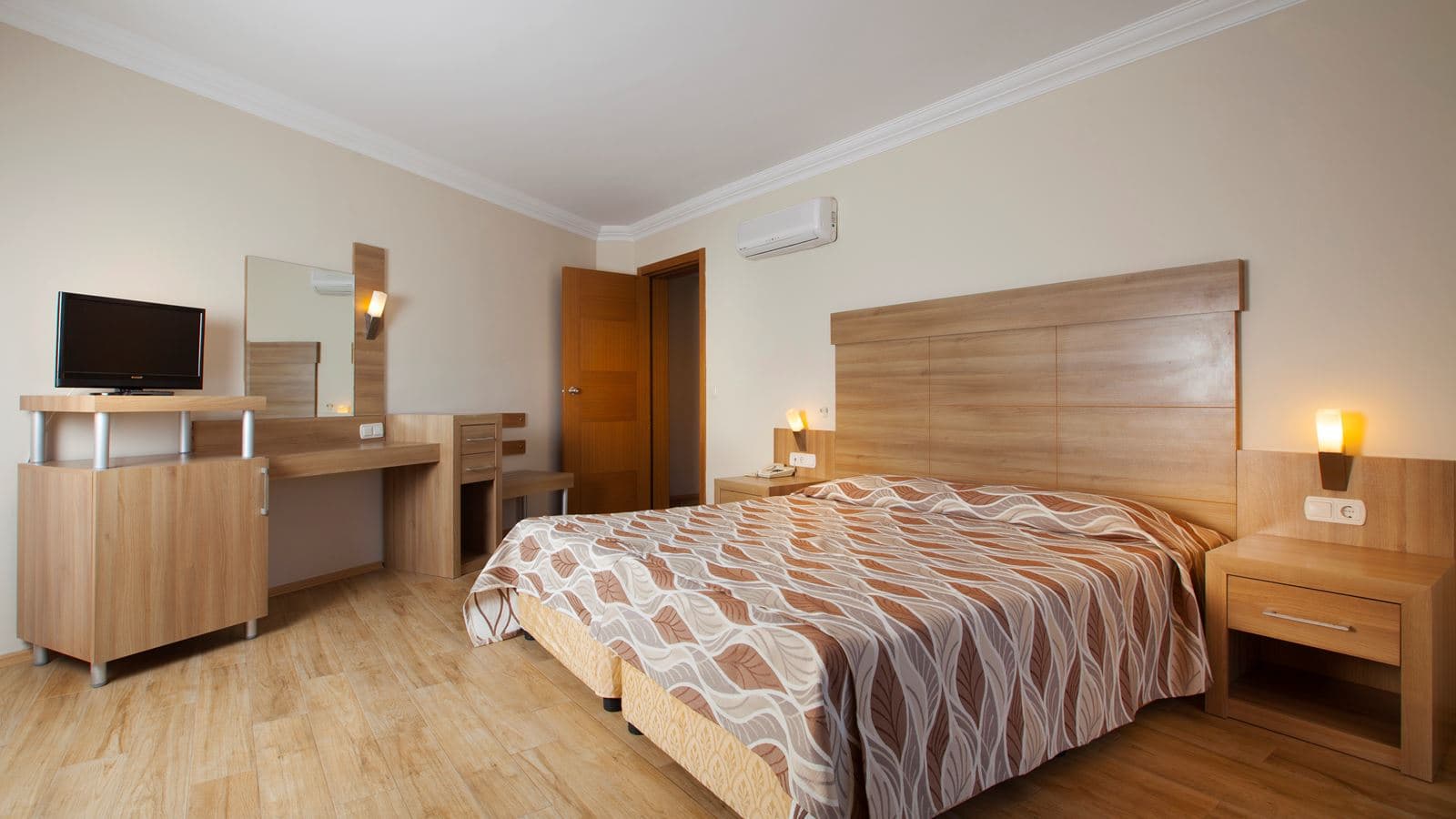 rooms-family-room