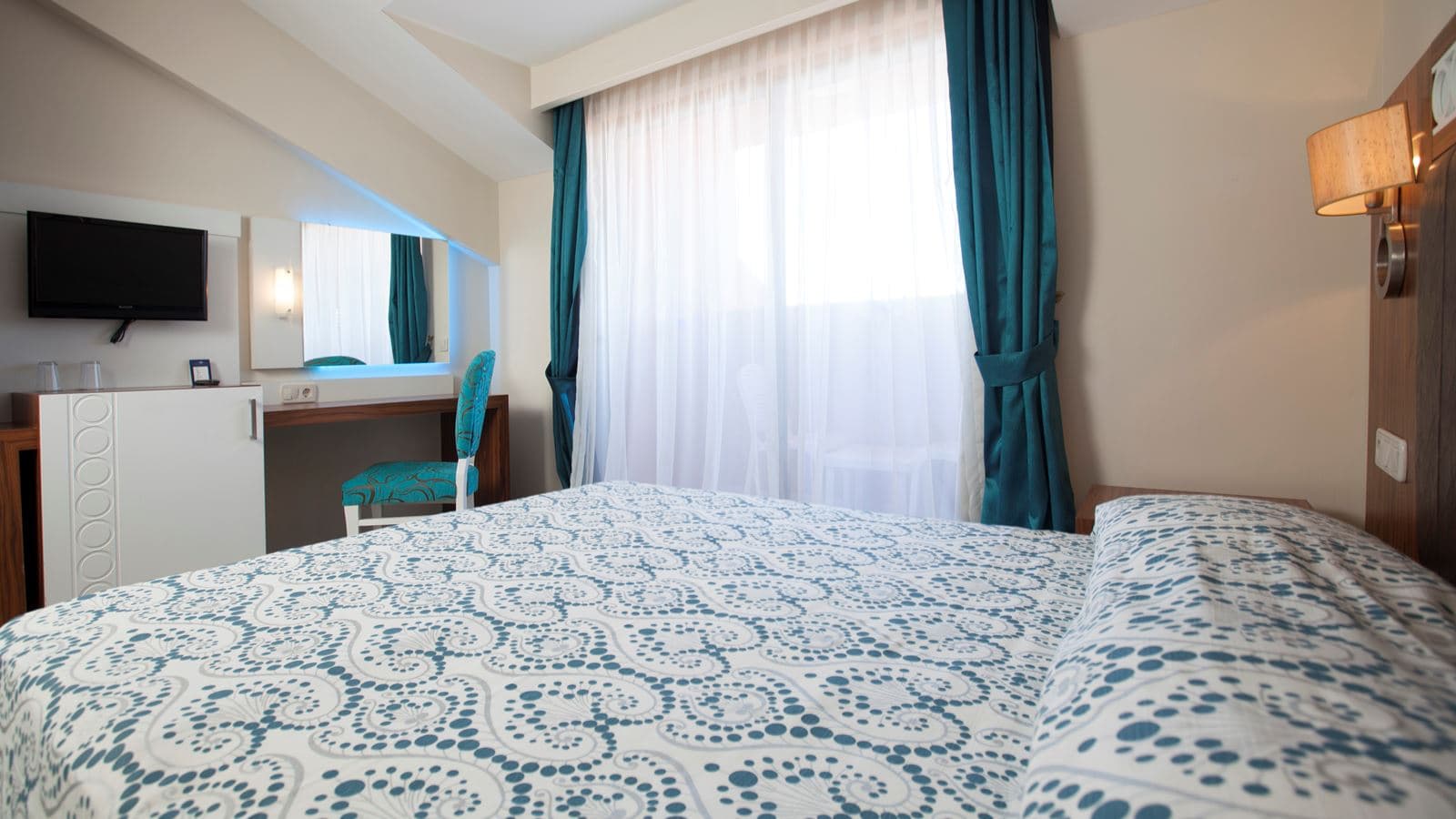 rooms-family-room