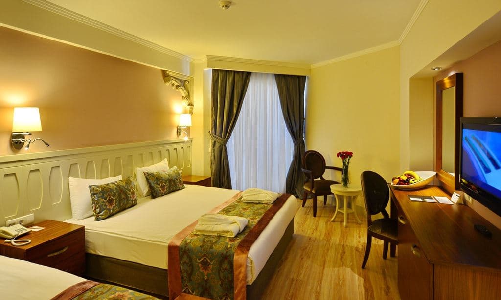 rooms-standard-room-land-view