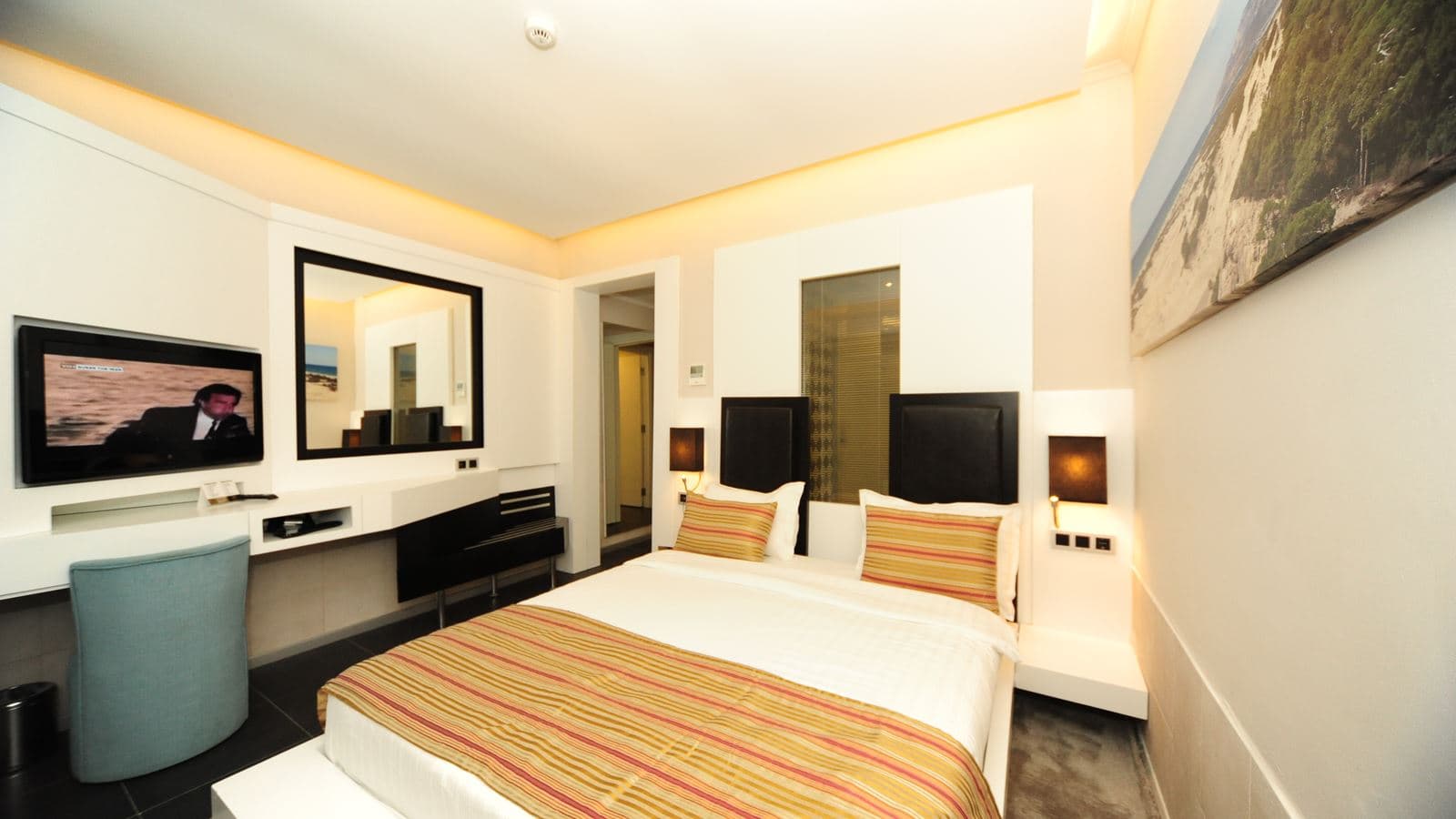 rooms-standard-room-land-view