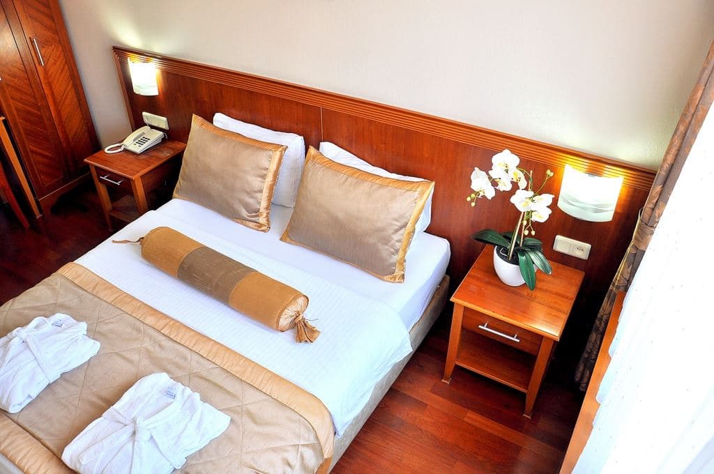 rooms-standard-room