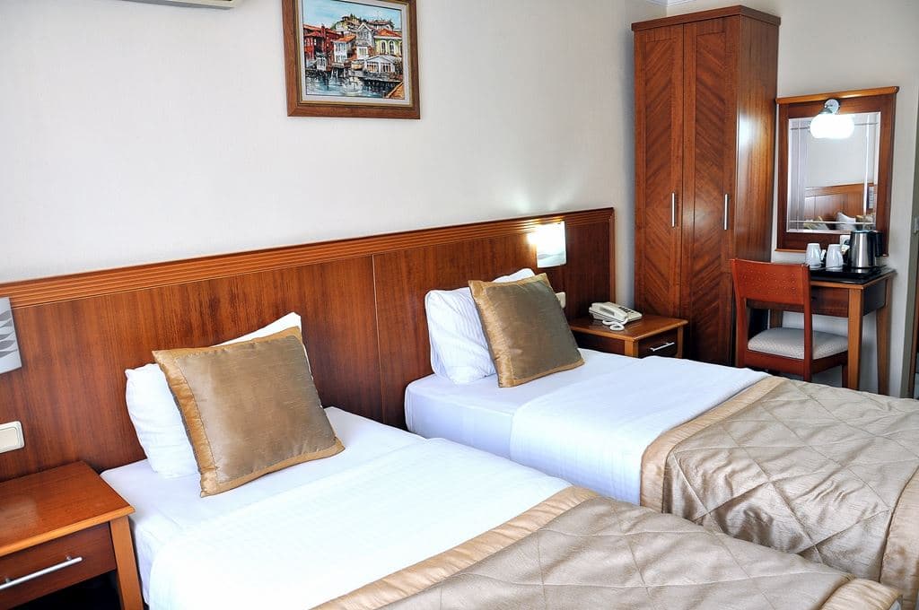 rooms-standard-room