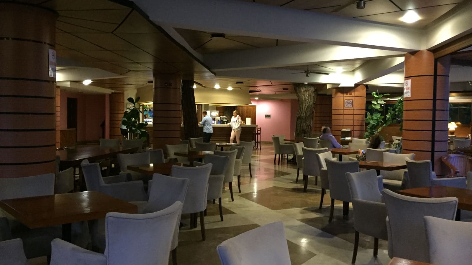 bars-cafe-bar