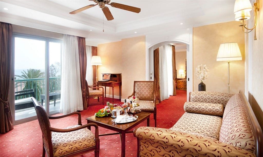 rooms-king-suite