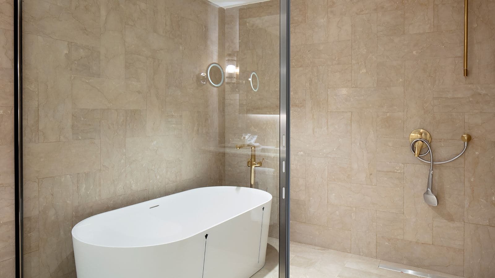 rooms-premier-roof-top-suite