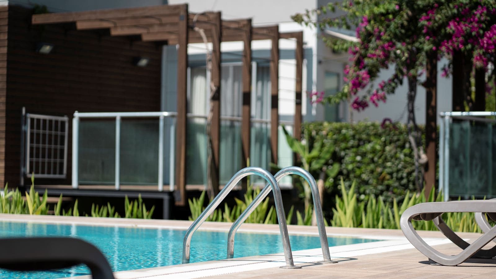 pools-bungalow