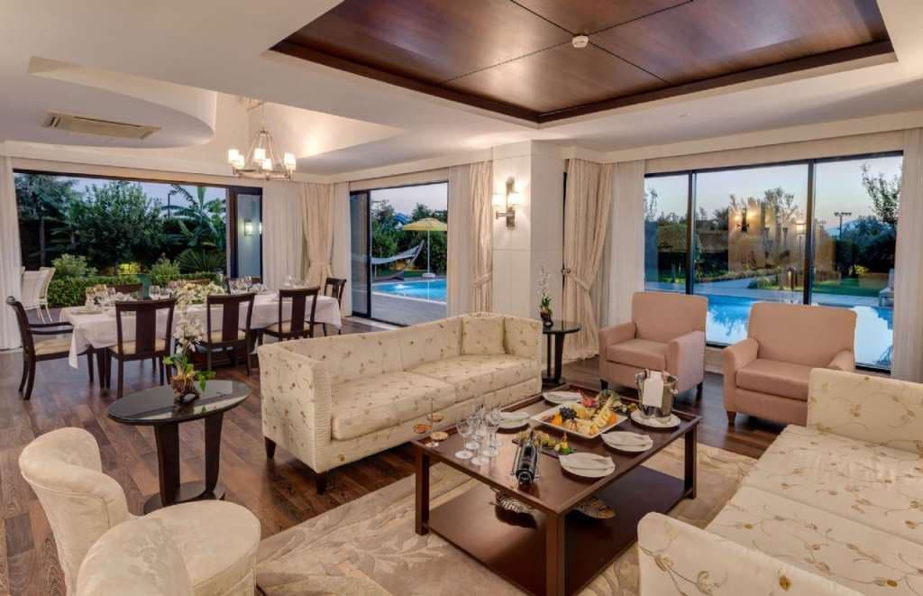 rooms-vip-villa