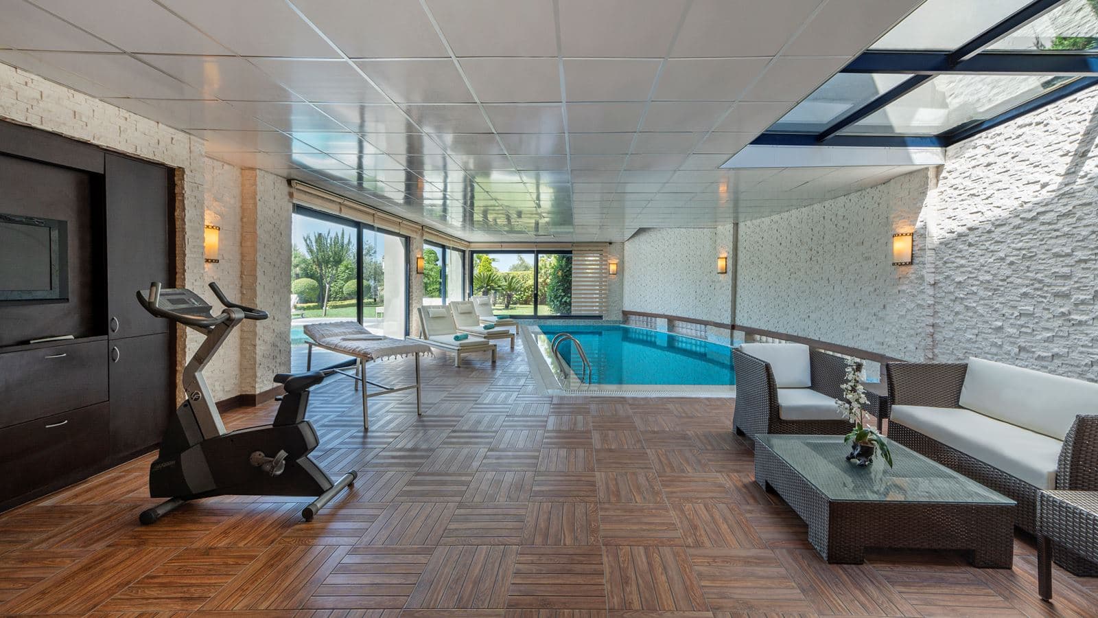 rooms-vip-villa
