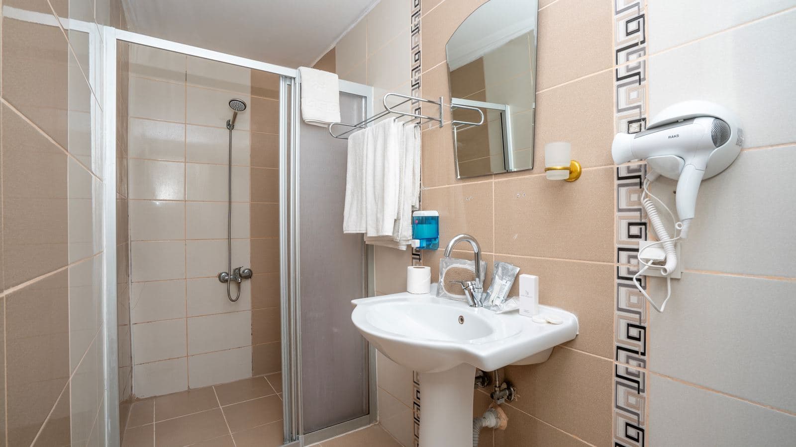rooms-garden-room