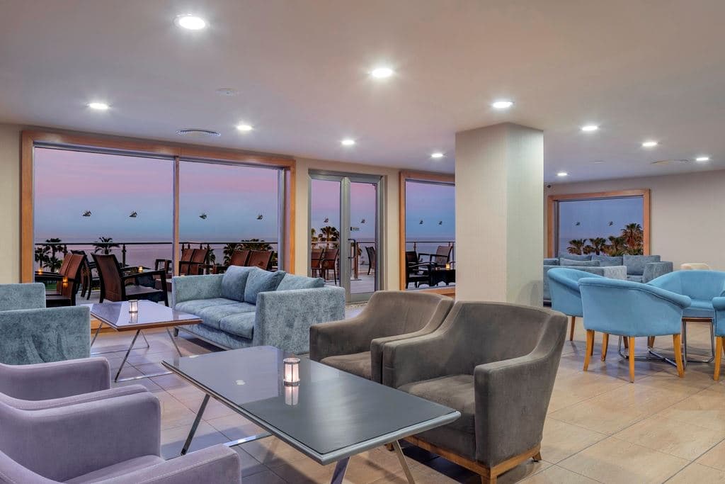 bars-lobby-bar-2