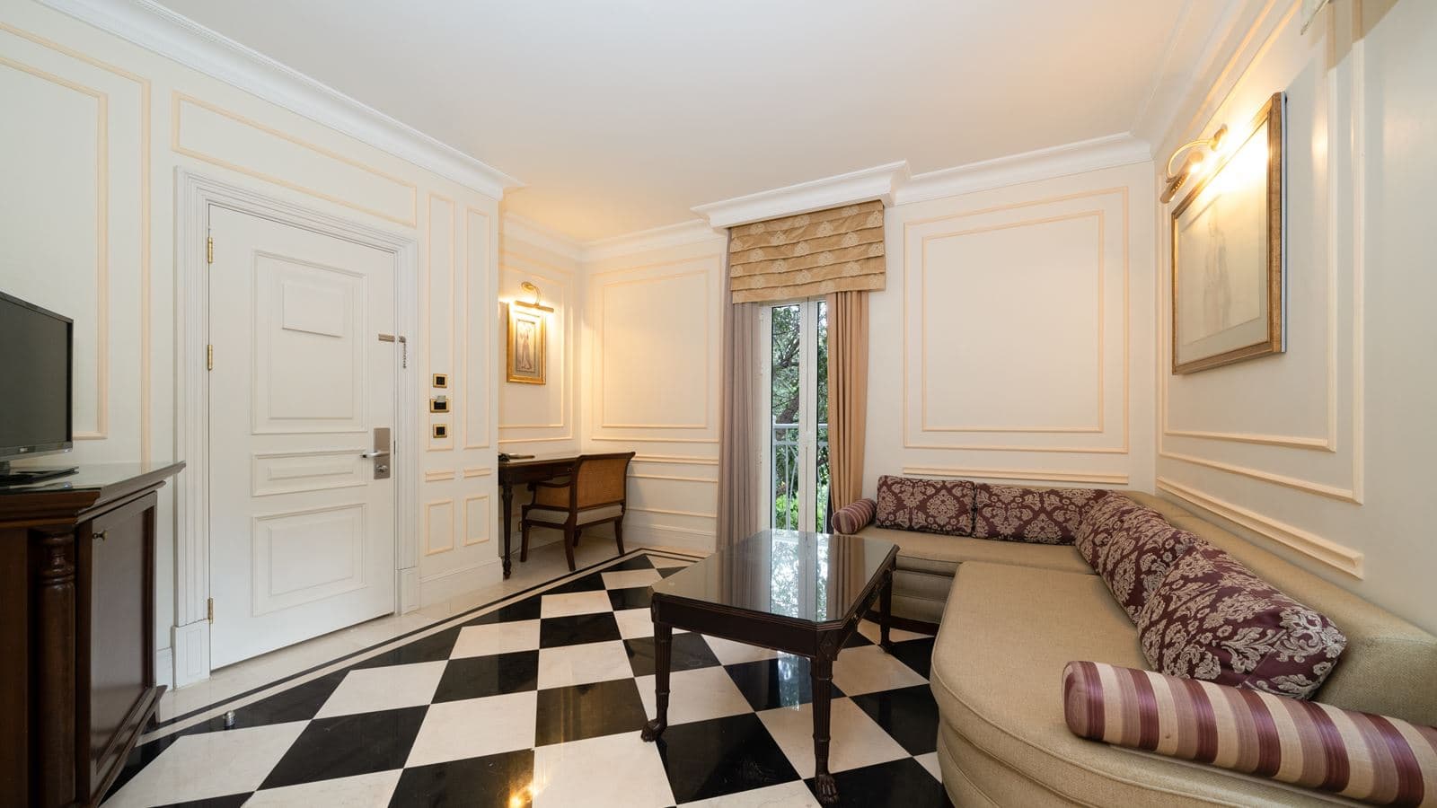 rooms-junior-suite