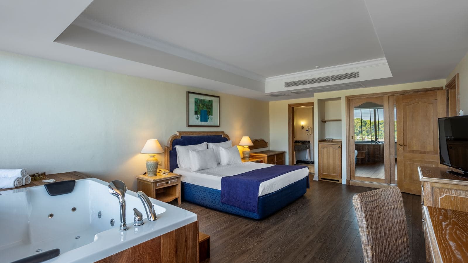 rooms-king-suite