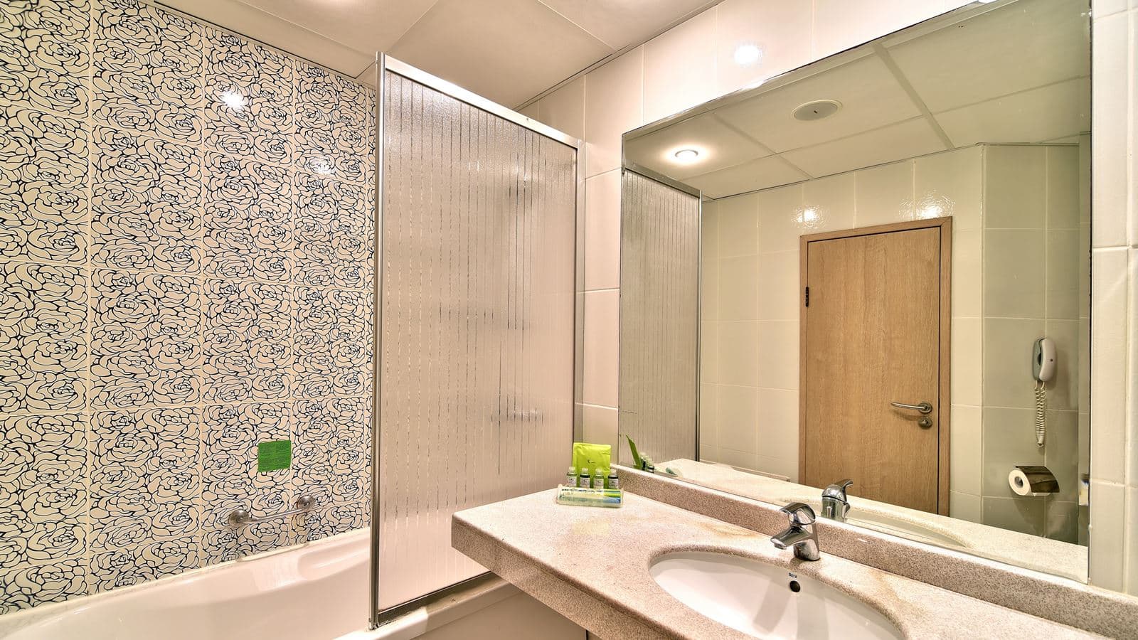 rooms-twin-standard-room-economy